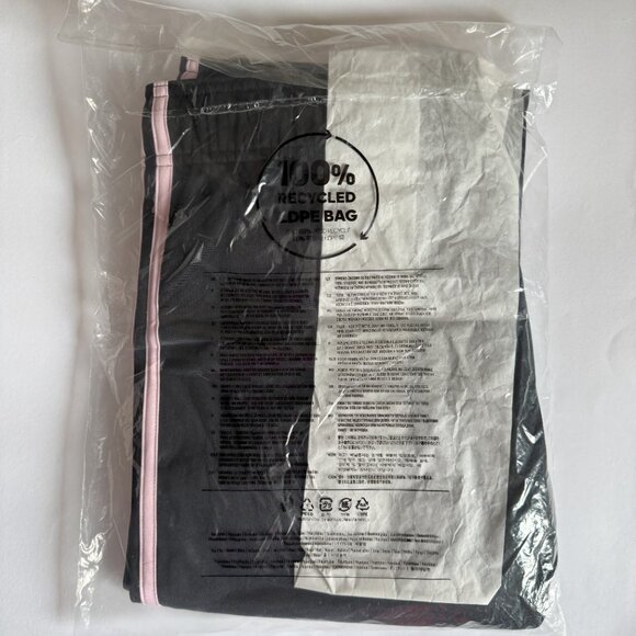 Adidas pink track pants - Picture 2 of 3